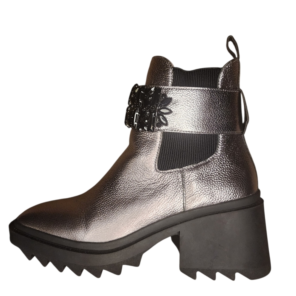 KARL LAGERFELD Paris Cavin Womens Leather Lugged Sole Combat Boots, size 8